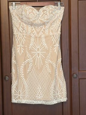 Lulus Strapless Beige with White Lace Overlay Mini Dress Size Small